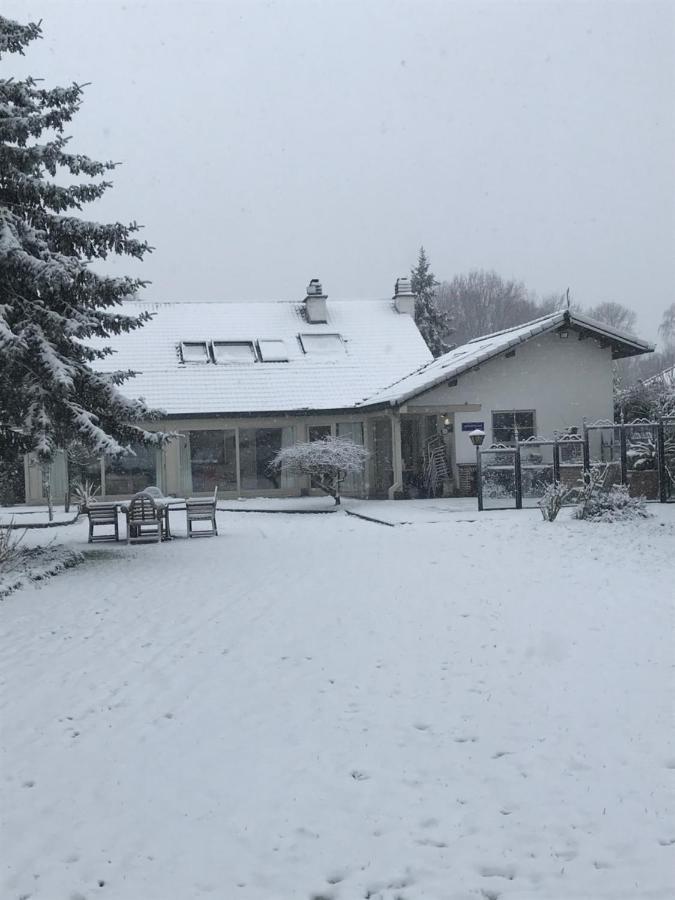 Aquavilla Bed & Breakfast Willebroek Exterior photo